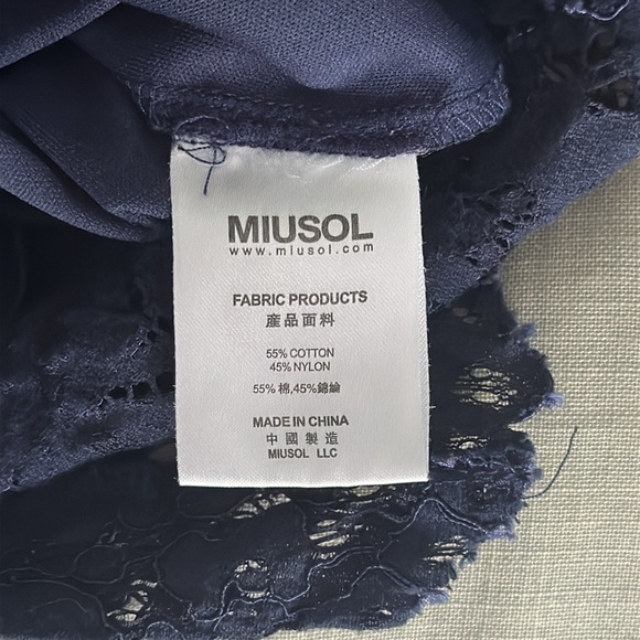 MIUSOL Lace Mini Dress - Picture 6 of 6